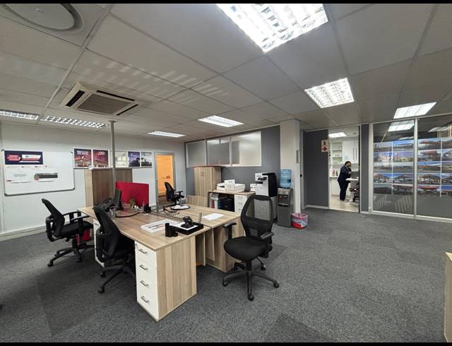 683M² OFFICE TO LET IN TYGER VALLEY